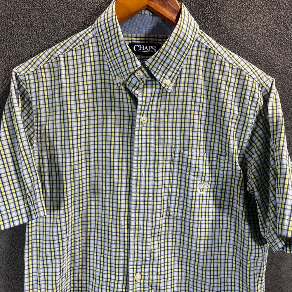Chaps Mens Easy Care Plaid Short Sleeve Button Down Shirt Blue Yellow Small